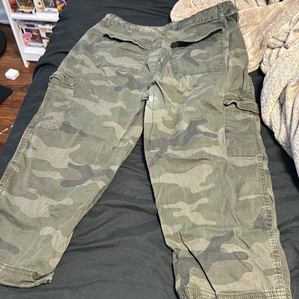 Army pants - Picture 2 of 2